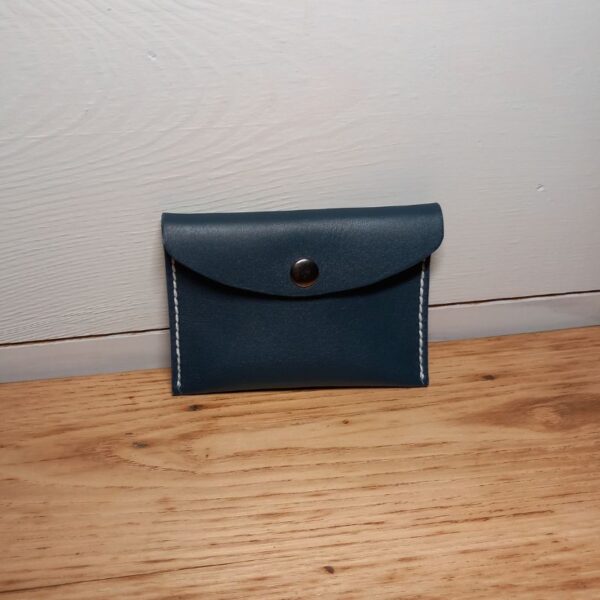 pochette discrète coraline bleu canard foncé