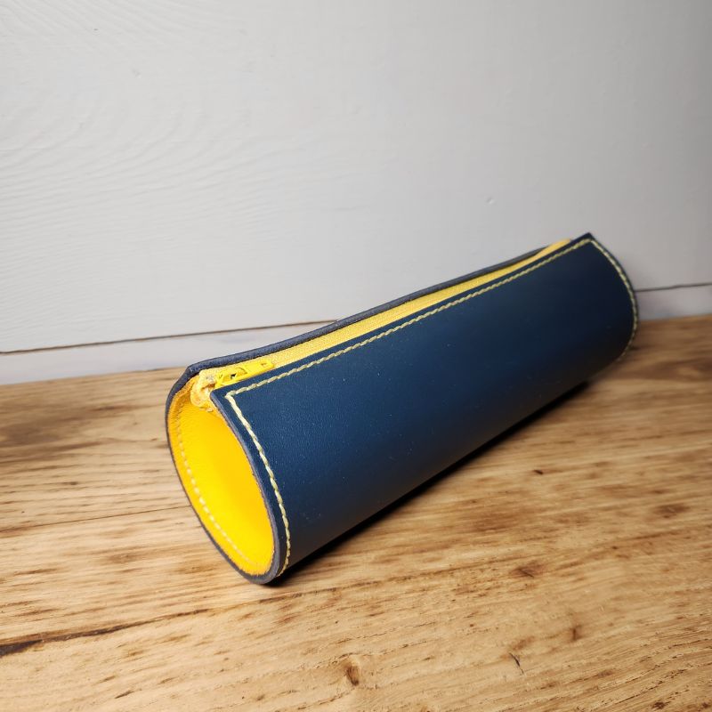 idée cadeau cuir - cartable